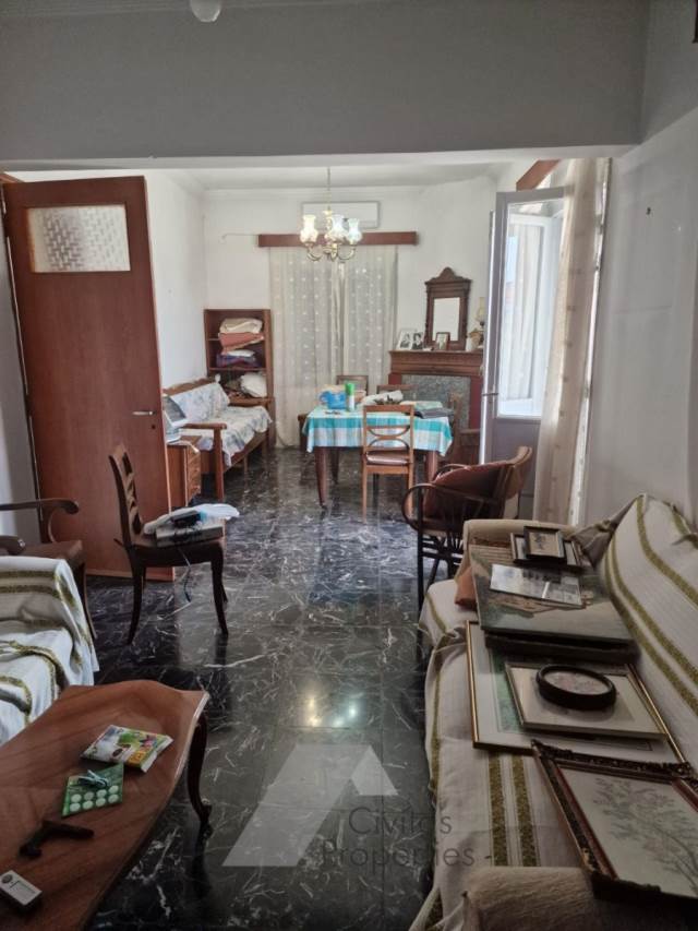 (For Sale) Residential Detached house || Achaia/Aigio - 414 Sq.m, 4 Bedrooms, 200.000€ 