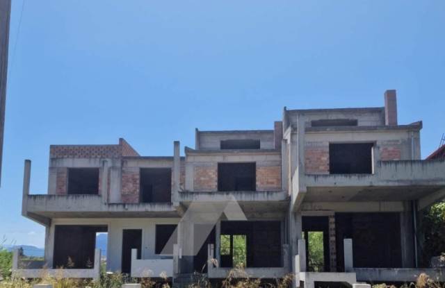 (For Sale) Residential Building || Achaia/Aigio - 480 Sq.m, 4 Bedrooms, 180.000€ 